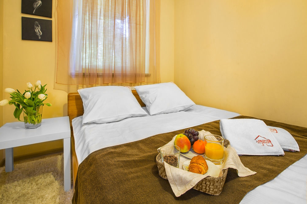 Adler Bed&Breakfast Apartman Łódź Kültér fotó